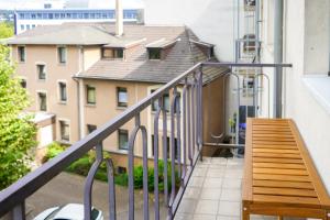 7Seas Ctiy-Apartment Saarbrücken l NETFLIX l Balkon l 24-7 Check-In
