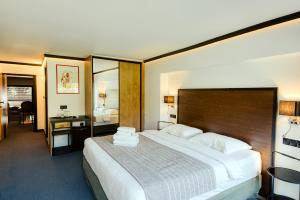 ANDROMEDA PARK Suites