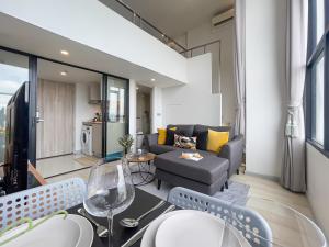 Near BTS l Modern Luxury l By Sontana