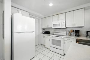 *New Listing* Breathtaking 2BR condo with 2 Private Oceanview Balconys at Wyndham Ocean Walk Resort