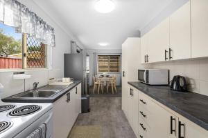 Soothing Sunny Escape 2B1B AR2 36