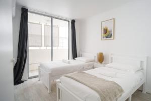 Contemporary 2-Bedroom Apartment in Sothbank south19