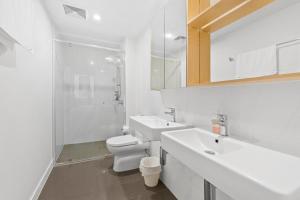 Cultural Charm - 2BR Apartment in South Brisbane 20804