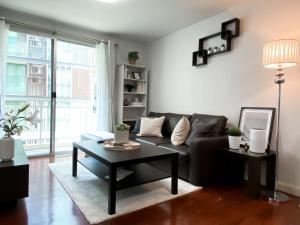 Spacious 53 Sqm l BTS Thong Lo l Ultra Fast WiFi