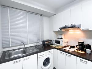 Contemporary 53 SQM - BTS Thong Lo - Ultra Fast WiFi