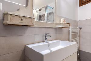 Hostdomus - Olive & Garden