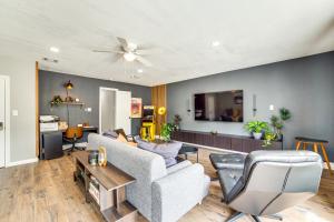 Spacious Family Home, 5 Mi to Galleria Dallas!