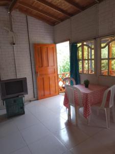 Polaris, Cerca a la mejor playa con bandera azul