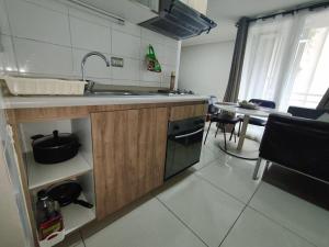 Depto 1 ambiente metro Santa Ana con todo lo necesario