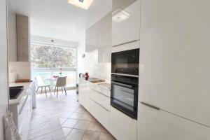 Apartment with balcony - sea view