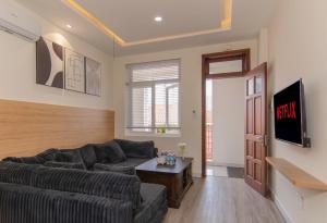 City view Modern Apt Bigbacony 5Br