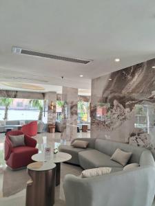 Man tony hotel
