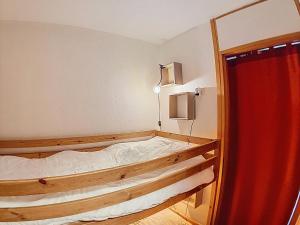 Studio mezzanine cosy au centre de Val-dIsère - FR-1-518-118