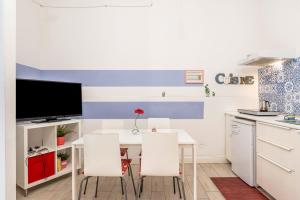 GuestHost - Central apartment Caronda street