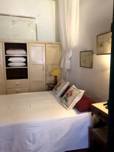 Casa rústica com jardim privado