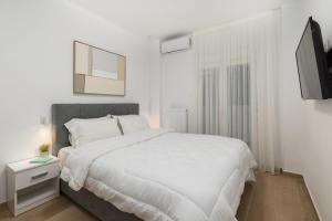 Honey Oak & Cream Patio by Nest