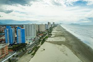 Refúgio Tranquilo no Maracanã com Churrasqueira e Conforto - ED01I
