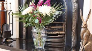 Spacious 2bed 2bath Earlsfield - Wimbledon Friendly