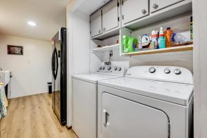 Cozy Log Living: 2BD Nantahala Escape w trails