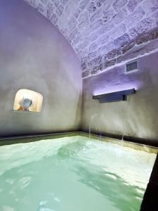 interior jacuzzi APT