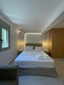 Voula Lemon Garden by Taurus