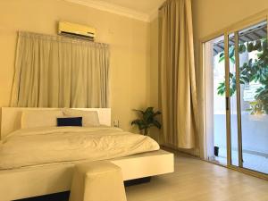 Bright 2-BR apartment central Zamalek