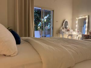 Bright 2-BR apartment central Zamalek