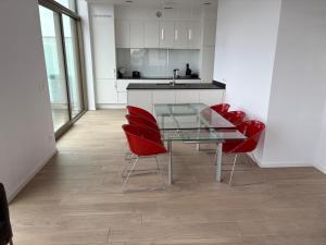 Top floor luxury with spectacular water views