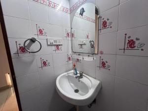 Beautiful villa at Airport Road-FS2