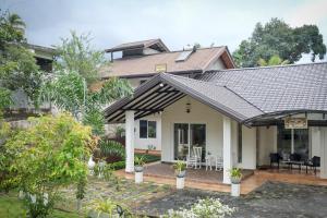 Staysia Guest