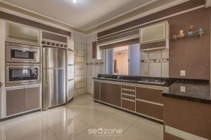 Casas Próximas ao Beto Carrero World - REK