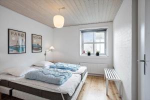 M14017-Vaeggerlose-Alperosevej-2-F