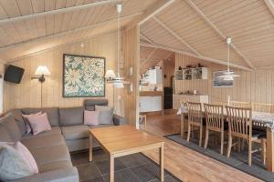 M153-Vaeggerlose-Skovlystvej-78