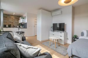 Chopina Comfort Studio by BookingHost