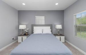 2B1B Home Minutes from SPI & Space X