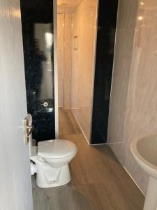 Blackpool chalet - free parking