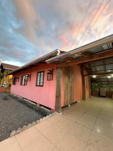 Casa Tangerina - Lago Pinhal