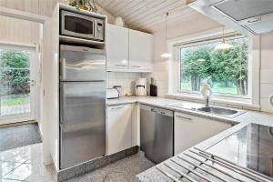 M12021-Vaeggerlose-Harestien-12