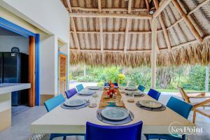 Tröpical house with amazing view by KeyPöint!