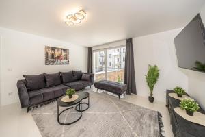 P3 Premium-Lounge, 5 Zimmer, 140 qm, Parkplatz