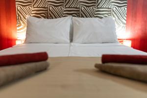 Megys Top Central Studio Next to NDK