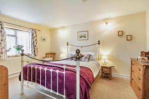 The White Horse Cottage