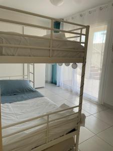 Appartement les pieds dans leau