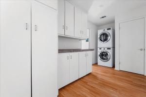 Modern 4BR Austin Retreat