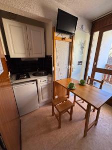 Studette avec balcon parking et casier à ski 2 min du Jandri 3S aux 2 Alpes