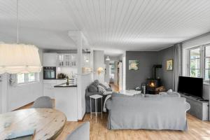 M352-Vaeggerlose-Pebertraevej-1