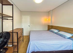 Apto estiloso e climatizado com wi-fi a beira mar