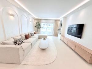 City and Sea, moderne appartement, prive parking