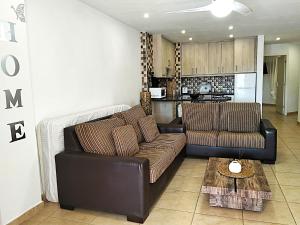 Apartment in San Marino complex