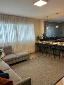 Edifício Frente Mar Apto lateral